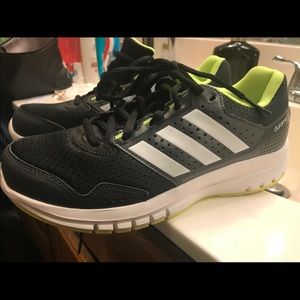 Adidas men's 5.5 women's 7/7.5